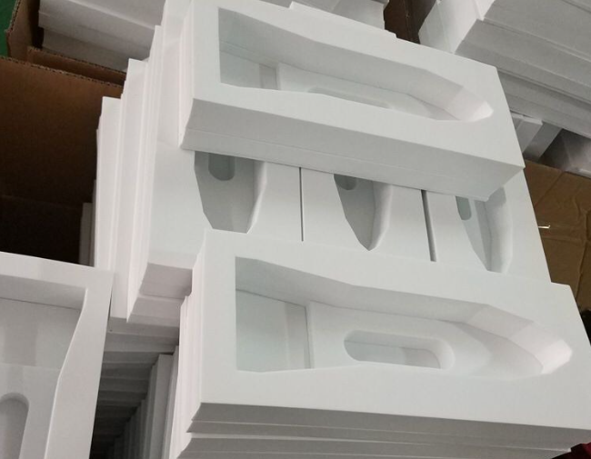 包裝盒內(nèi)托 包裝盒制造商解釋了用于高端包裝的常用內(nèi)部托盤(pán)(圖1)